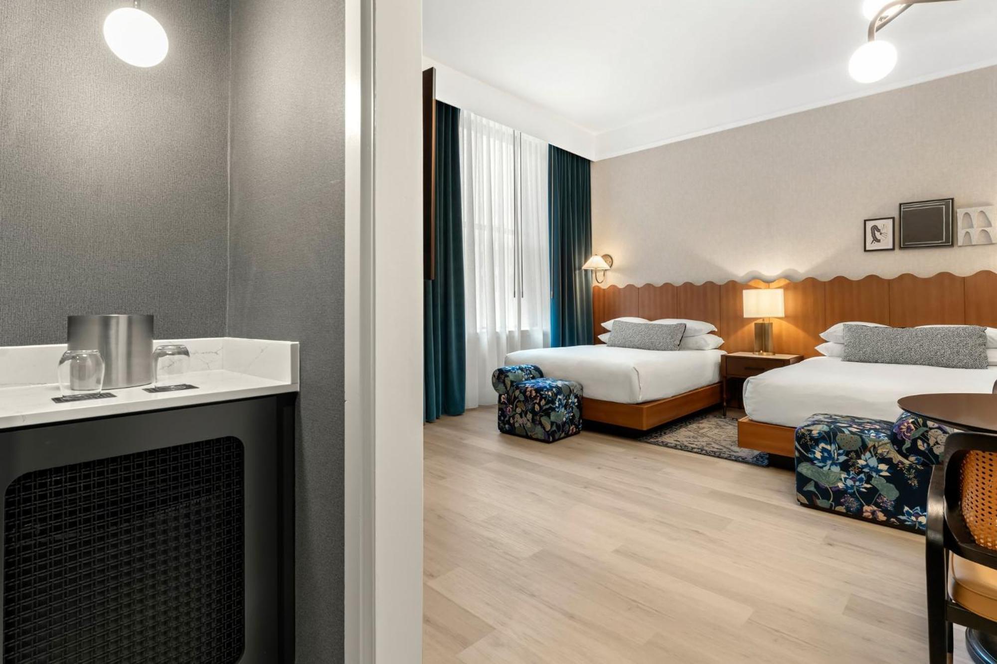 Kimpton Hotel Monaco Baltimore Inner Harbor By Ihg Экстерьер фото