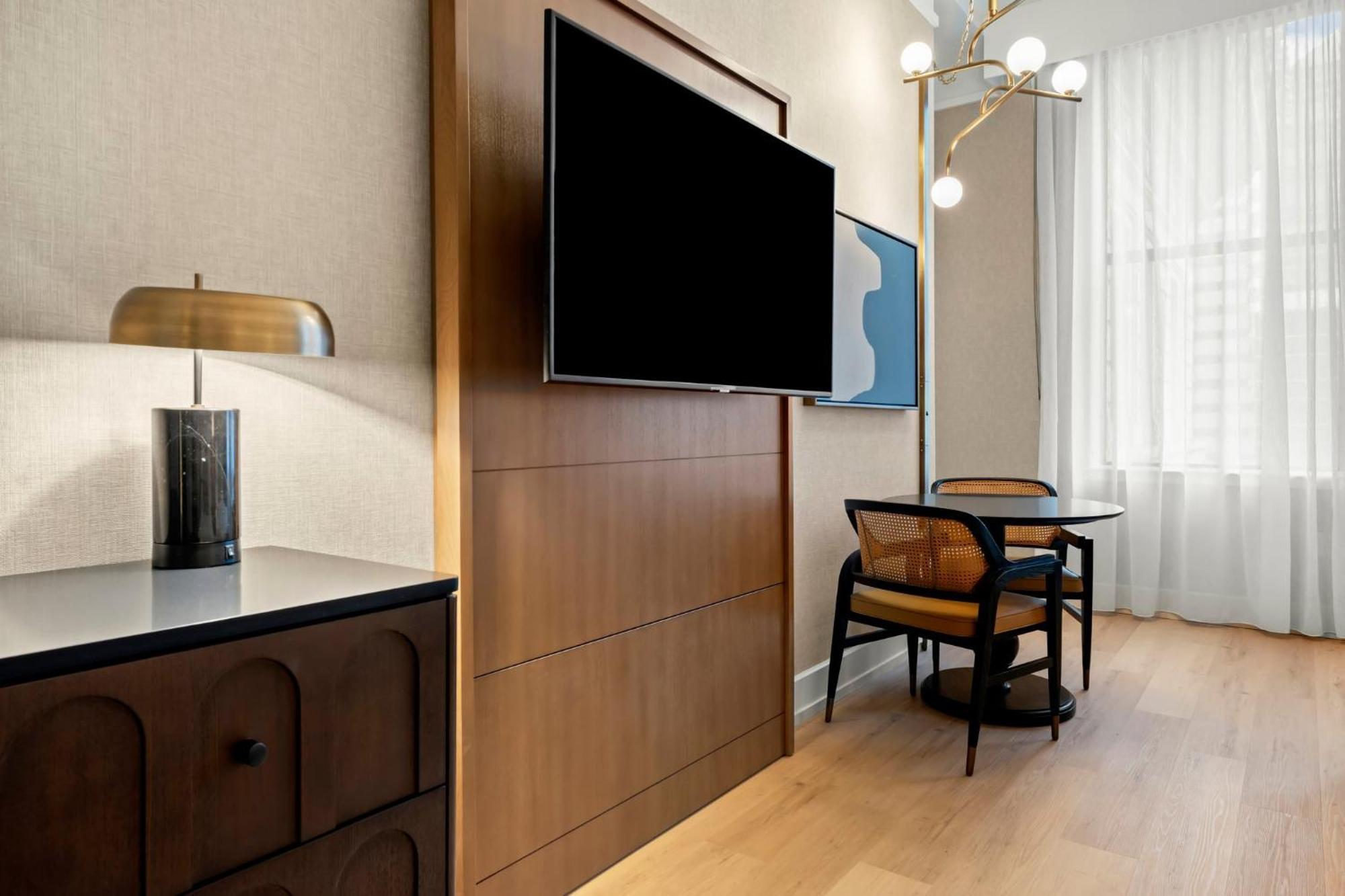 Kimpton Hotel Monaco Baltimore Inner Harbor By Ihg Экстерьер фото