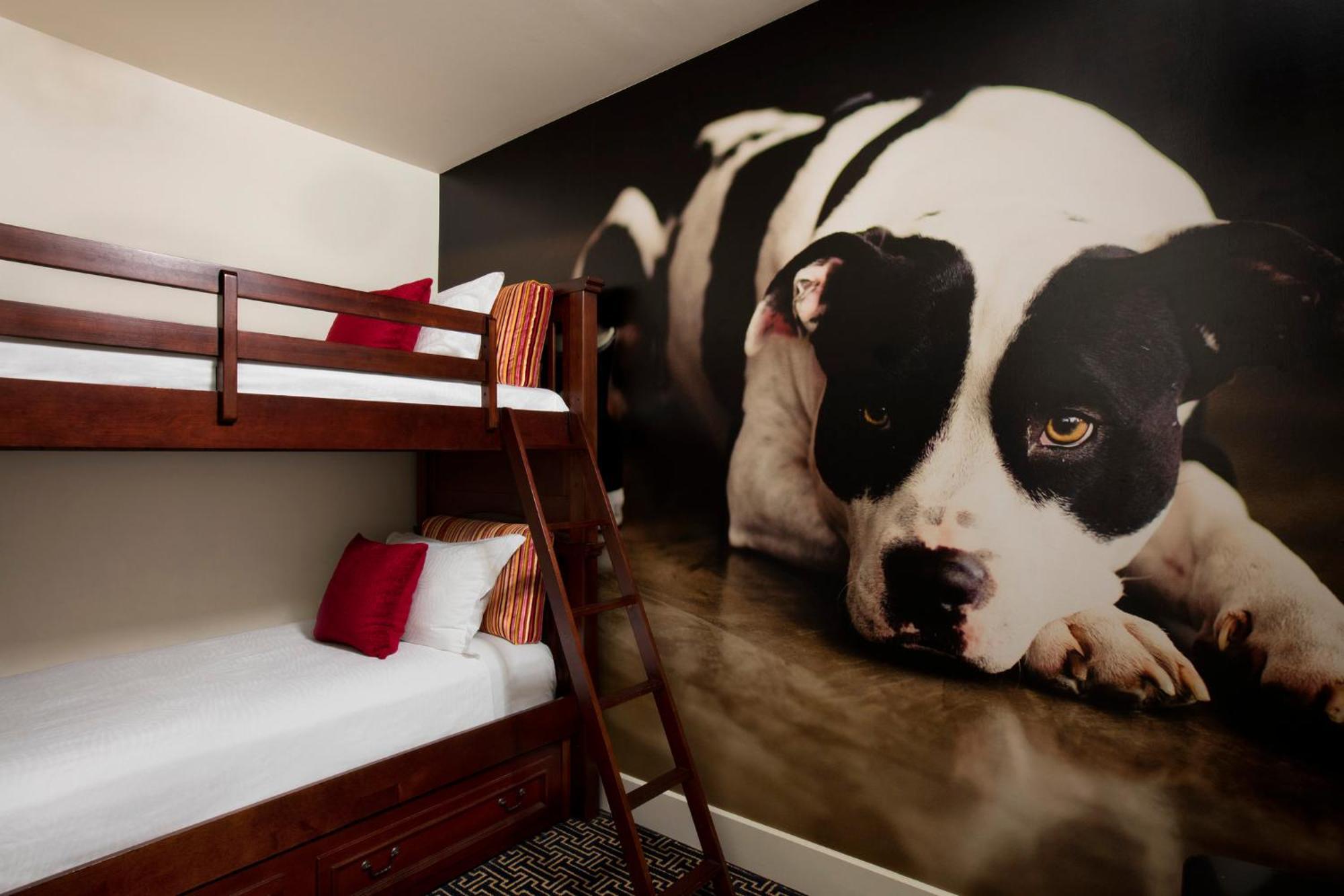 Kimpton Hotel Monaco Baltimore Inner Harbor By Ihg Экстерьер фото